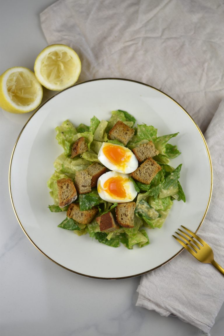 Caesar Salad – das amerikanische Original mit Parmesan & Sardinen