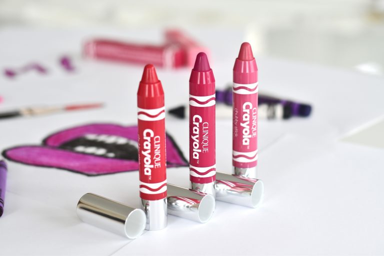 Clinique Chubby Stick Crayola – die bunten Farben im Test