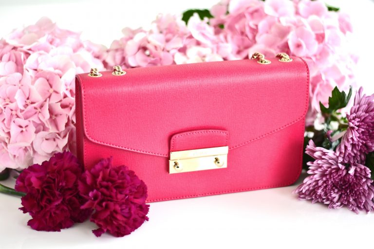 Meine neue Furla Julia Gloss Crossbody – ein Traum in Pink