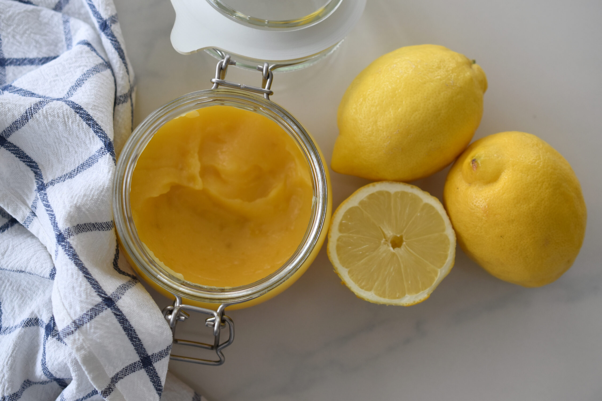 Lemon Curd selber machen – der buttrig-zitronenfrische Klassiker!