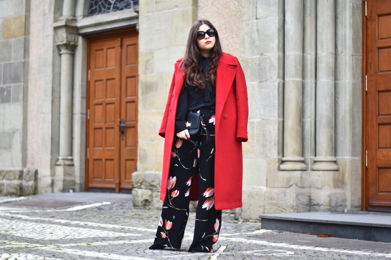 Outfit: Mein liebster Trend des Winters – der rote Mantel